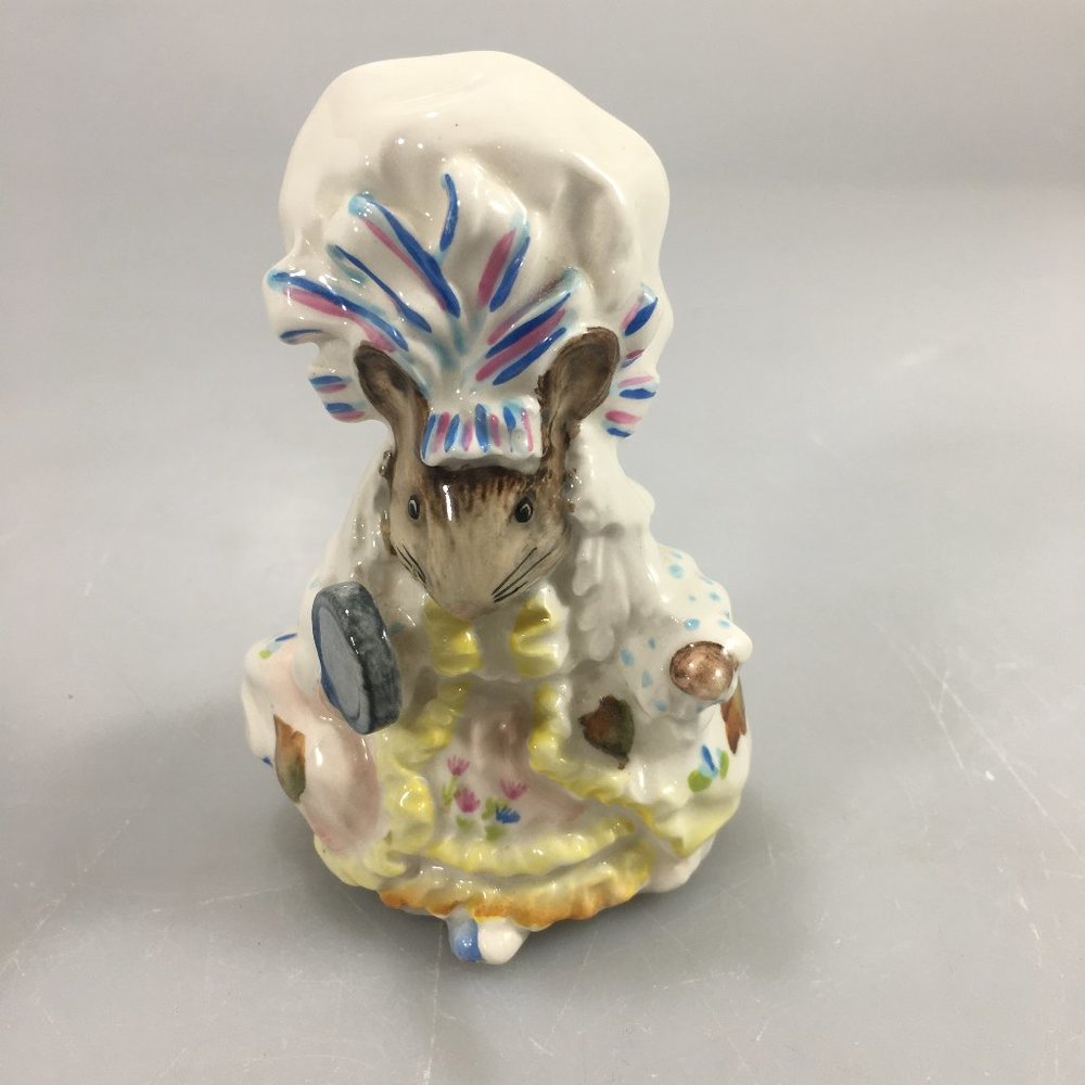 Beatrix Potter Lady Mouse Figurine F Warne Co Beswick England 1951 Vintage